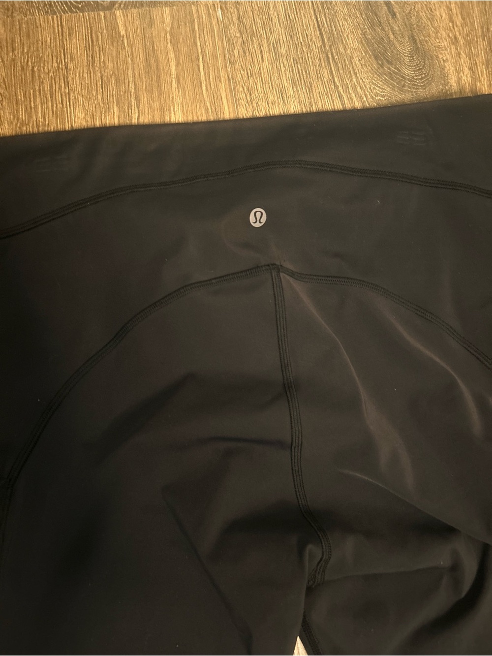 Lululemon Women’s Size 18 Black High-Waist Black Cropped Leggings Pockets Yoga - Picture 3 of 10